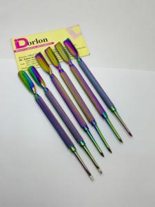 Poussoir à ongles à revêtement arc-en-ciel à deux extrémités Poussoir à cuticules en acier inoxydable pour enlever les peaux mortes Outil de nettoyage des ongles pour pédicure et manucure - Product Image 5