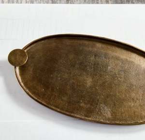 Plateau de service rond en aluminium émaillé moderne de luxe fait à la main pour les noix Fruits Snack Dessert Servant pour les mariages du Ramadan - Product Image 2