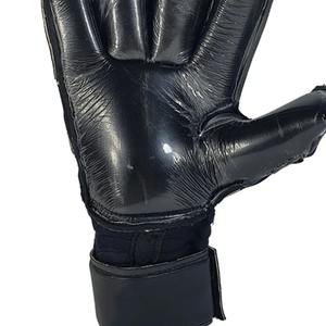 Vente en gros de gants de football professionnels en latex pour gardiens de but scène de sports de plein air avec protection des doigts et matériau en cuir - Product Image 5
