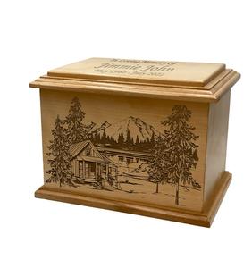 Urna Funeraria de Madera Estilo Americano Personalizada para Adultos con Diseños Personalizables de Montañas para Amantes de la Naturaleza - Product Image 1