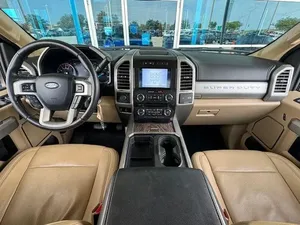 2017 Ford F-350 Lariat - Product Image 6