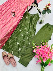 Vestido de Mujer de Georgette Sintética Pesada, Estilo Moderno, Talla Personalizada, Alta Demanda en India, para Regalo de Fiesta, Diseño Indio, Pakistaní - Product Image 3