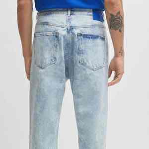 Série Performance Elite, Technologie anti-taches, Propriétés de séchage rapide, Niveau d'activité élevé, Design adapté, Pantalon en denim pour homme - Product Image 4