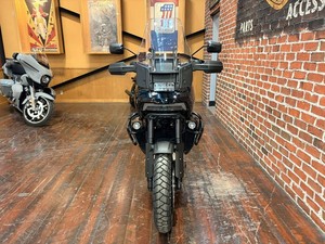 Motocicleta Eléctrica/DC de Alto Rendimiento RA1250LS BikeAdventure para Desplazamientos Urbanos, con Eficiencia de Combustible, Origen Estadounidense - Product Image 1