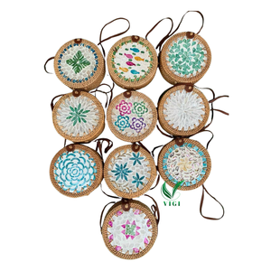 Chic Seagrass <b>Handbag</b> With Mother Of <b>Pearl</b> Inlay For Beach And Travel - Product Image 4