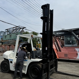 Montacargas TCM de Segunda Mano de Alta Calidad, FD70 FD50 FD30, Fabricación Japonesa, Sistema Hidráulico de 7 Toneladas, Mástil de Tres Etapas, Longitud de Horquilla de 1200 mm - Product Image 2