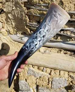 Bocina tallada a mano para beber, tazas de bocina para beber en diferentes tamaños, color y grabado con temática Vikingo, ideal para reventa - Product Image 6