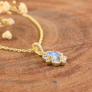 Collier pendentif pierre de lune arc-en-ciel blanc bijoux de pierres précieuses minimalistes élégant collier de pierre de lune cadeau pour les femmes anniversaire - Product Image 5