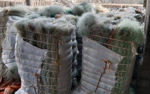 Filets en plastique de déchets de multifilament et de monofilament teints en résille de nylon PA6 pour le moulage traitant le matériel de filature - Product Image 4