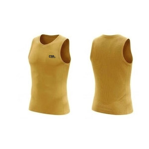 Ensemble de tenue de basketball personnalisée pour équipe, tissu de haute qualité pour les matchs de niveau tournoi et les séances d'entraînement - Product Image 4