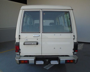 Sièges en cuir 4x4 AWD d'occasion, pas chers, pour Hardtop 4.5L cinq places - Product Image 3