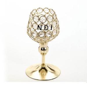 Portavelas de Metal ecológico, acabado chapado en oro brillante, soporte de Metal con cuentas de cristal para boda, Hotel, restaurante, uso - Product Image 1