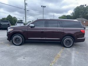 CLean Great deal ..Used 2022 L I N C O L N N A V I G A T O R L B L A C K L A B E L 4 W D - Product Image 3