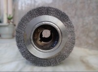 Brosse à rouleau en fil d'acier OEM indienne robuste avec poignée en plaque de fer pour le nettoyage de surfaces automobiles, d'ingénierie et de bricolage, qualité industrielle