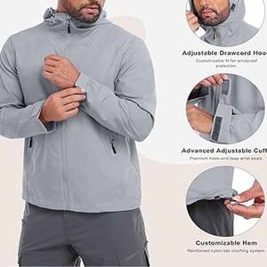 Chaqueta de lluvia cómoda ligera de alta calidad para hombres Chaqueta de lluvia transpirable hecha en fábrica para hombres para invierno - Product Image 3