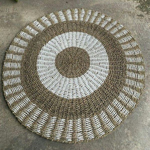 Tapis antidérapant écologique de style bohème en jonc de mer naturel rond avec taille personnalisée pour la décoration intérieure fabriqué au Vietnam - Product Image 3