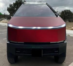 Camioneta Coupé 2024, Tracción en las Cuatro Ruedas, Bajo Kilometraje, Caja de Cambios Automática, Volante a la Izquierda, Asientos de Cuero Oscuro, Motor Turbo Gasolina/Eléctrico - Product Image 1