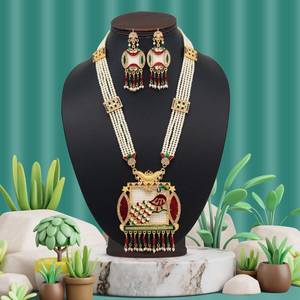 Conjunto de joyas de latón de aspecto elegante chapado en oro Rajwadi tradicional indio con pendientes - Product Image 1