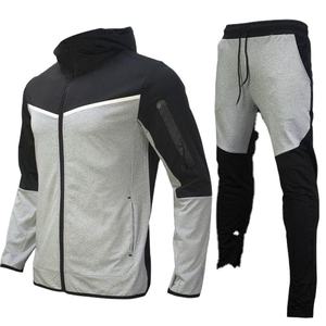 Survêtement d'hiver en polaire technique pour hommes, jogging latéral avec logo personnalisé et coupe confortable - Product Image 3