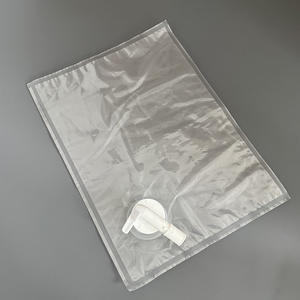 Bolsa de Agua Aséptica Transparente de 10L y 20 Litros con Grifo y Válvula para Envasado de Jugos y Lácteos - Product Image 4