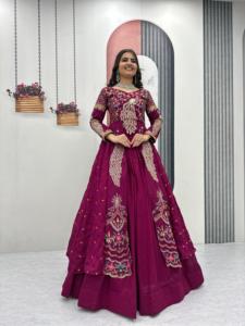 Derniers ensembles de lehenga choli pour femmes, en tissu de soie vichitra de créateur, avec broderie de sequins, avec dupatta, vêtements de soirée, fabriqués en Inde - Product Image 4
