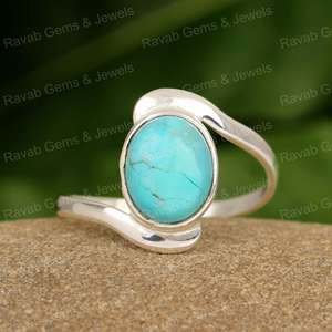 Meilleure vente 8x12mm naturel Arizona Turquoise pierre précieuse ovale Cabochon fait à la main 925 argent lunette ensemble anneau bijoux fins pour les femmes - Product Image 2