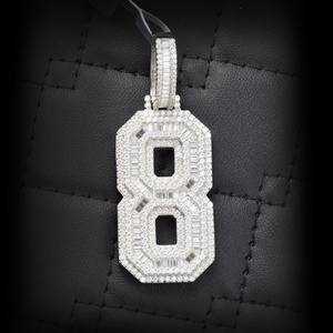 Pendentif Croix Personnalisé en Argent 925 Style Hip Hop, Design Tendance Streetwear Sertie de Diamants Moissanite, Breloques Personnalisées - Product Image 1