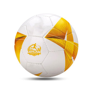 Balón de fútbol de diseño personalizado OEM a bajo precio, fabricado en Pakistán, venta al por mayor, balón de fútbol de entrenamiento de alta calidad - Product Image 3