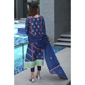 Robe en mousseline de soie bleue et jaune moutarde pour le printemps et l'été - Product Image 6