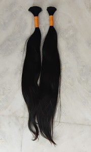 Extensiones de cabello Remy indio crudo y recto de 28 pulgadas 100% Virgen suave a granel sin trama sensación de la mano - Product Image 2