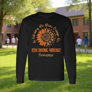 T-shirt a maniche lunghe per il mesi di febbraio sulla consapevolezza della violenza nei rapporti di fidanzamento tra adolescenti, con girasole arancione - Prodotto promozionale - Product Image 3