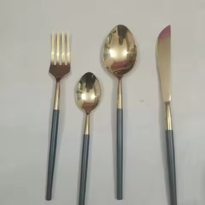 Juego de Cubiertos de Acero Inoxidable para Restaurante, Tenedor, Cuchillo y Cuchara para Uso en Hoteles y Comedores Domésticos - Product Image 4