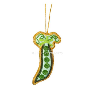 Adorno Navideño Colgante de Árbol de Navidad con Bordado Zari Hecho a Mano, Forma Personalizada, Hermoso, con Trabajo de Cuentas, para Decoración de Fiestas - Product Image 1