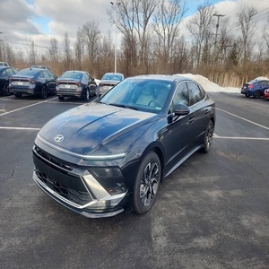 Hyundai Sonata 2025 d'occasion en excellent état - Product Image 1