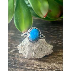 Freda Martnez - Ópalo Azul en Plata de Ley, Gema Geométrica, Corte Princesa Ovalado, Talla 9, para Uso Diario, Regalo, Certificado IGI - Product Image 1