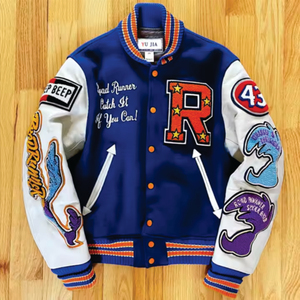 Veste universitaire élégante du fabricant OEM pour hommes avec écusson brodé en chenille et manches en cuir bombardier - Product Image 4