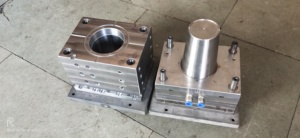 Molde de Inyección de Plástico de la Mejor Calidad para Producción de Pequeños Lotes y Desarrollo de Prototipos Disponible a un Precio Accesible - Product Image 3