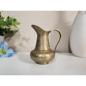 เหยือกทองเหลืองสลักลายโบราณของอินเดีย | แจกันดอกไม้ทองเหลือง | ของขวัญขึ้นบ้านใหม่ - Product Image 6