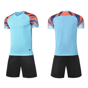 Teamsportkleding Voetbalsets Snel Droog Goedkoop Voetbaluniform Pakistan Gemaakt Voetbaluniform Voor Mannen