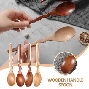 Cuillère en bois sculptée à la main de la meilleure qualité pour la cuisine et la salle à manger avec un style rustique unique et un artisanat traditionnel - Product Image 2