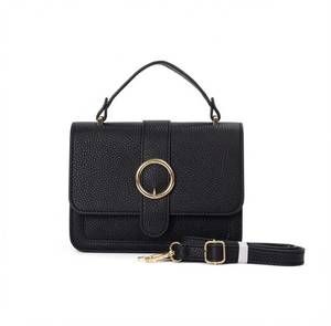 Borsa a Tracolla e Borsetta in Pelle per Donne - Product Image 6
