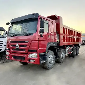 وحدات Ho-wo Sino Sin-otruk 6*6 شاحنات سكانيا مستعملة جرارات Sin-otruck Shac-man 6*6 Cn-g مستعملة T-ra