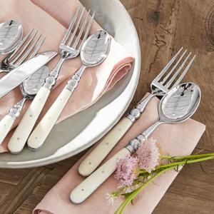 Ensemble de couverts en métal attrayant avec poignée en résine blanche plaqué argent pour la maison et le restaurant ensembles de couverts de vaisselle de table - Product Image 1