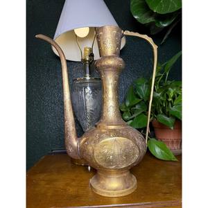 Pichet classique du milieu du siècle 1980 avec poignée Logo personnalisé de haute qualité fabriqué en Inde pour servir des boissons Home Bar Hotel - Product Image 1