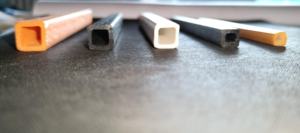 Tuyau d'extrusion en plastique carré en PVC personnalisé pour les applications de meubles, profilés de tubes carrés en PVC rigide de qualité meuble - Product Image 4