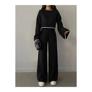 ชุดเสื้อถักสีดำของผู้หญิงชุดของผู้หญิงที่หรูหราสะดวกสบาย - Product Image 1
