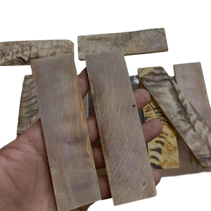 Plaques en corne de buffle personnalisées, couleur naturelle, pressées à la main, écologiques, objets d'art de collection avec style amour, meilleur prix d'Inde - Product Image 2