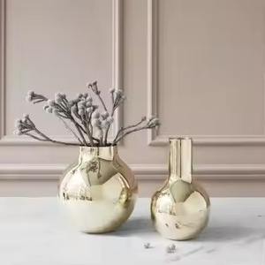 <b>Small</b> brass <b>flower</b> <b>vase</b> with elegant trending style for home hotel living room and premium table decor - Product Image 1