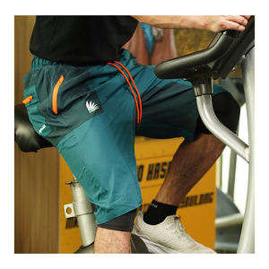 กางเกงว่ายน้ำขาสั้นของผู้ชายกางเกงขาสั้นผ้าสแปนเด็กซ์ผ้าโพลีเอสเตอร์ผสมความยาวถึงเข่าชุดว่ายน้ำมุสลิมชุดชายหาดน้ำหนักเบาสไตล์พอดีตัว - Product Image 5