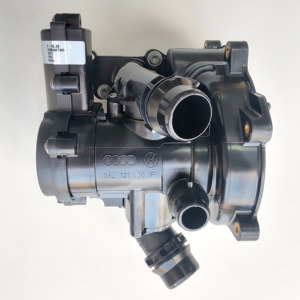 Carcasa de Termostato Original OEM Volkswagen 06L121111P para Audi VW 1.8 <span class=keywords><strong>2</strong></span>.0T EA888 Gen 3 CNC CHHA CHHB CYM CYR CJX 06L121600F - Product Image 6